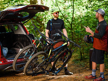 Load image into Gallery viewer, Yakima HoldUp EVO 2"